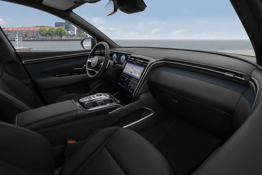 Интерьер Hyundai Tucson Hybrid (NX4) 2021 года  (фото 10 из 11)